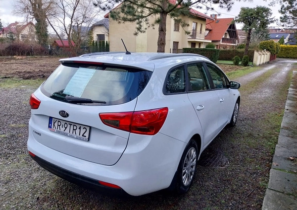 Kia Ceed cena 32800 przebieg: 194000, rok produkcji 2014 z Sulechów małe 379